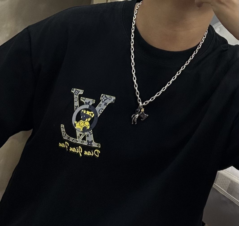 LV Necklaces